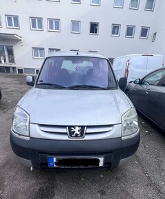 Bild des Angebotes Peugeot Partner Kombi 75 Kastenwagen