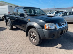 Bild des Angebotes Nissan Pick Up Pickup King Cab Profi 4X4 ORGINAL 142 TKM