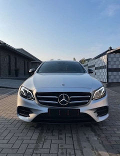 Bild des Angebotes Mercedes-Benz E 350 d 9G-TRONIC AMG Line