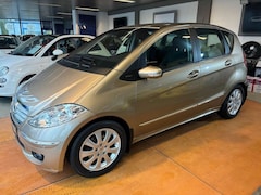 Bild des Angebotes Mercedes-Benz A 200 Elegance/Autom./2.Hd/97TKM/PDC