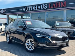 Bild des Angebotes Skoda Octavia Lim. 1.5 TSI DSG"Style"1.HAND*AMBIENTE*