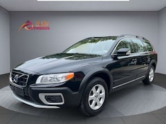 Bild des Angebotes Volvo XC70 Momentum Autom.*SZ*AHK*2.Hand*