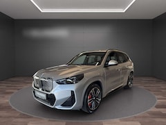 Bild des Angebotes BMW iX1 xDrive30 MSportPRO NP 71.339,- ACC 360° HUD