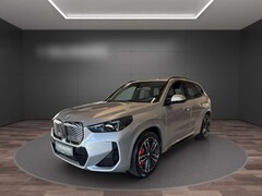 Bild des Angebotes BMW iX1 xDrive30 MSportPRO NP 71.339,- ACC 360° HUD