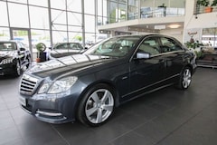 Bild des Angebotes Mercedes-Benz E 200 CGI Limousine Avantgarde/Bi-Xenon/PDC/Navi
