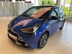 Bild des Angebotes Toyota Aygo 1.0 x-final+Klimaautomatik+Alu+DAB+Apple+++