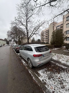 Bild des Angebotes Mercedes-Benz B 200 d Sport auto