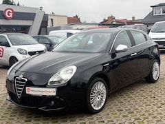 Bild des Angebotes Alfa Romeo Giulietta Turismo, Klima, PDC, ALU,  1.Hand