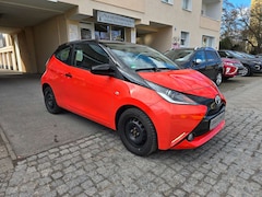 Bild des Angebotes Toyota Aygo x-cite/2.Hand/Scheckheft/Leder/Klima/Kamera/ZV
