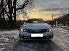 Bild des Angebotes VW Passat Variant 2.0 TDI SCR 4Motion DSG (BMT) Highline