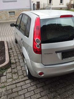 Bild des Angebotes Ford Fiesta 1.3 Ghia