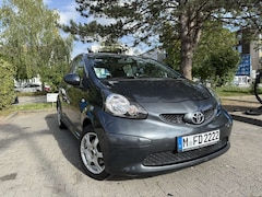Bild des Angebotes Toyota Aygo neu tuv bıs September 2027