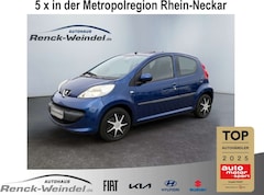 Bild des Angebotes Peugeot 107 Filou 1.0 GA Klima Privacyverglasung teilb.Rücksb