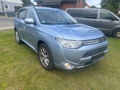 Bild des Angebotes Mitsubishi Outlander Outlander 2.0 4WD Plug-In Hybrid Top