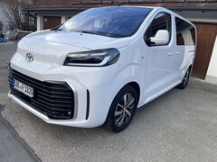 Bild des Angebotes Toyota Proace Proace 2,0-l-D-4D L1 (8-Si.) Autm. Verso Team Deutschland