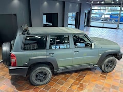 Bild des Angebotes Nissan Patrol Y61 3.0 FELDJÄGER-EDITION BUNDESWEHR SCHALTER