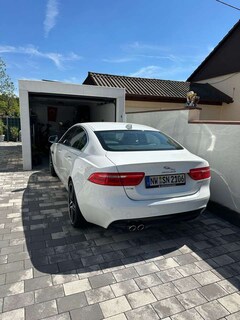 Bild des Angebotes Jaguar XE 20d Aut. Pure