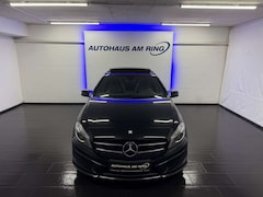 Bild des Angebotes Mercedes-Benz A 220 d Blue AMG XENO H&K CAM PANO NAVI LEDER 18