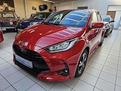 Bild des Angebotes Toyota Yaris 1.5 Team DK Sitzheizung Rückfahrkamera 16