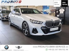 Bild des Angebotes BMW 520 d xDrive M Sport AHK/360°/HK/20"/HUD