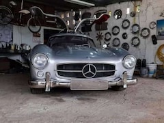 Mercedes-Benz 300