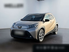 Bild des Angebotes Toyota Aygo X 2% Zins. Finanz 15 Jahre Garantie Teamplayer Gangs