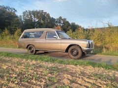 Bild des Angebotes Mercedes-Benz W 114/115 Strich-Acht Leichenwagen, Hearse, Bestattungswagen