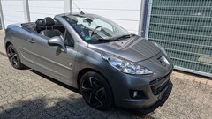Bild des Angebotes Peugeot 207 CC Roland Garros*Automatik*1 Hand*