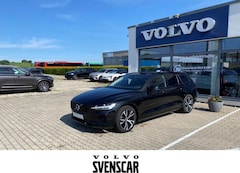 Bild des Angebotes Volvo V60 R-Design Expression Recharge Plug-In Hybrid AWD T6