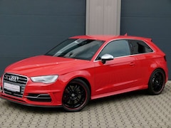 Audi S3 quattro S-tronic LED Navi Kamera B&O ACC PDC