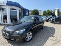 Bild des Angebotes BMW 530 i**xDrive** aus 2. Hand ** ALLRAD ** SELTEN !