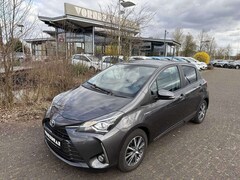 Bild des Angebotes Toyota Yaris Hybrid Y20 Club SHZ Kamera M+S