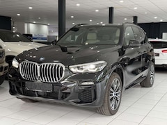 Bild des Angebotes BMW X5 xDrive45e*M-PAKET*ACC*PANO*HEADUP*MEMORY*LUFT
