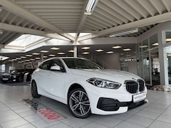 Bild des Angebotes BMW 116 d Sport Line AUT./LED/A.TEMPO/DAB/PDC V-H