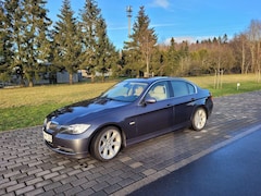 Bild des Angebotes BMW 330 330i