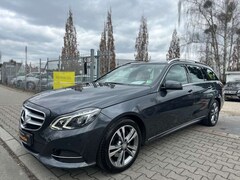 Bild des Angebotes Mercedes-Benz E 250 1.BESITZ,DB SCHECKHEFT,AUTOMATIK,PANORAMA,LED,TOP!