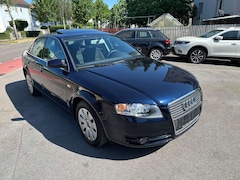 Bild des Angebotes Audi A4 Lim. 2.0/ Automatik/ SHZ/ Schiebedach/ PDC