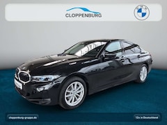 Bild des Angebotes BMW 318 i Limousine Navi+360°+SHZ+HiFi+Fernl.Ass+LED