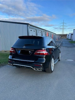 Bild des Angebotes Mercedes-Benz ML 350 BlueTEC 4MATIC 7G-TRONIC
