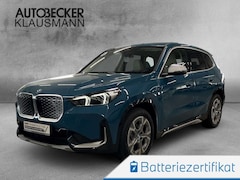 Bild des Angebotes BMW iX1 xDRIVE30 AUTOMATIC LC PROF HuD KAMERA AHK LED PDC