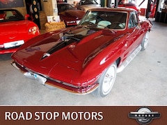 Bild des Angebotes Corvette C2 Stingray/Sidepipes/Knock-Off-Wheels/Zustand 2+
