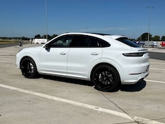 Bild des Angebotes Porsche Cayenne Turbo Coupé Leichtbau,Porsche Garantie