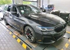 Bild des Angebotes BMW 520 dxD/HUD/Laser/P&DrivAsPro/20Zoll/StHz/M-Sport