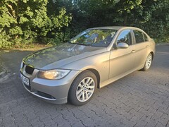 Bild des Angebotes BMW 318 318i Aut.
