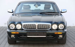 Bild des Angebotes Jaguar Daimler V8 Langversion 2 Jahre Garantie
