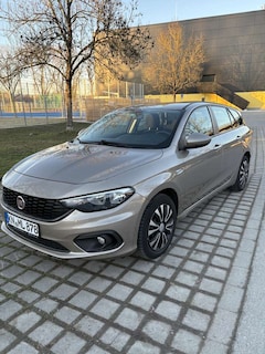 Bild des Angebotes Fiat Tipo street