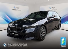 Bild des Angebotes BMW i5 eDrive40 Touring AHK 360° STANDHZ HEAD-UP RFK