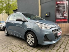 Bild des Angebotes Hyundai i10 1.HAND / KLIMA / EINPARKHILFE / UNFALLFREI