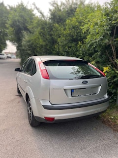 Bild des Angebotes Ford Focus 1.8 Fun X