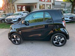 Bild des Angebotes smart forTwo EQ passion*Exclusive*22kW-Lader*PanoDach*